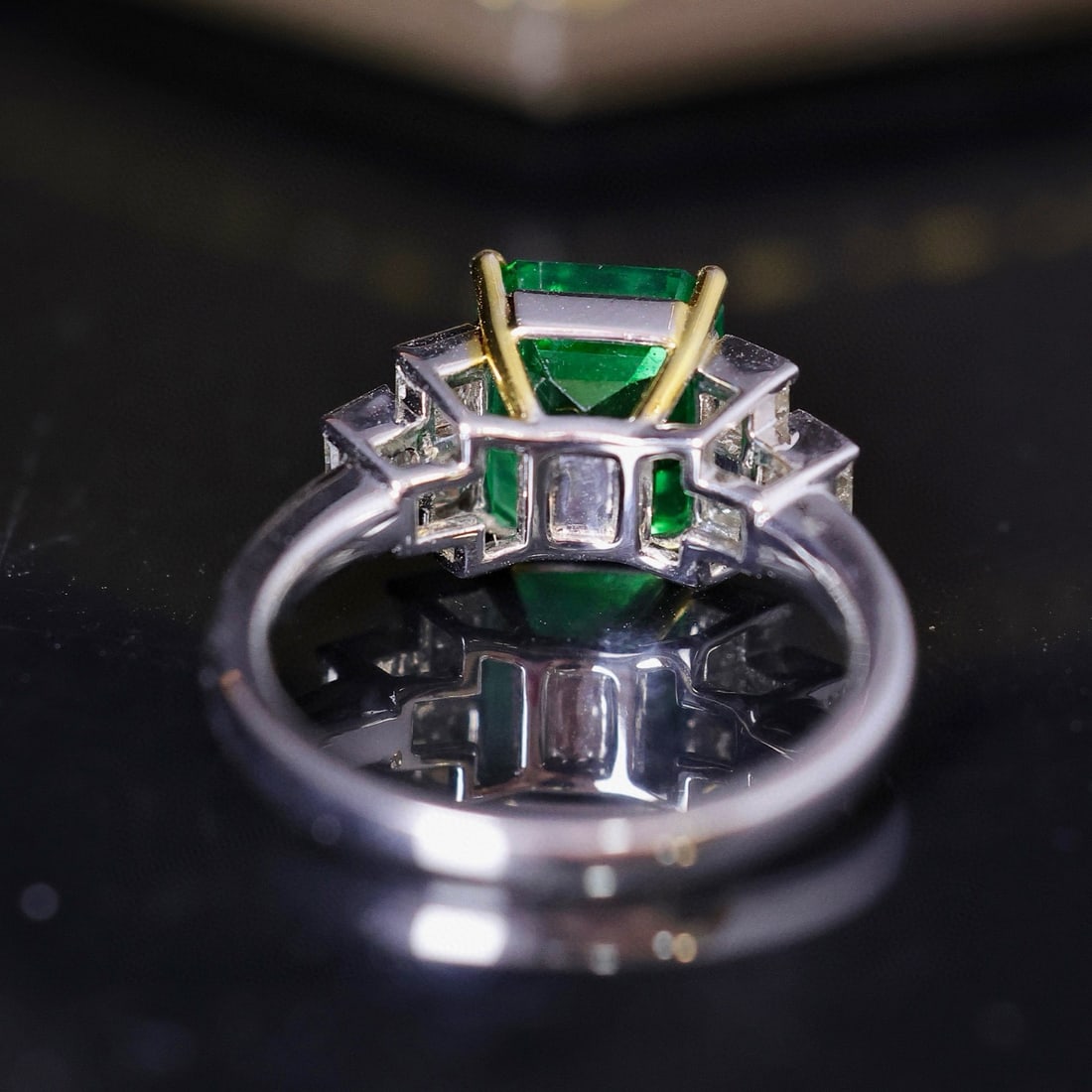 14k Gold 3.70 Ctw Natural Emerald & Diamond Ring - 5