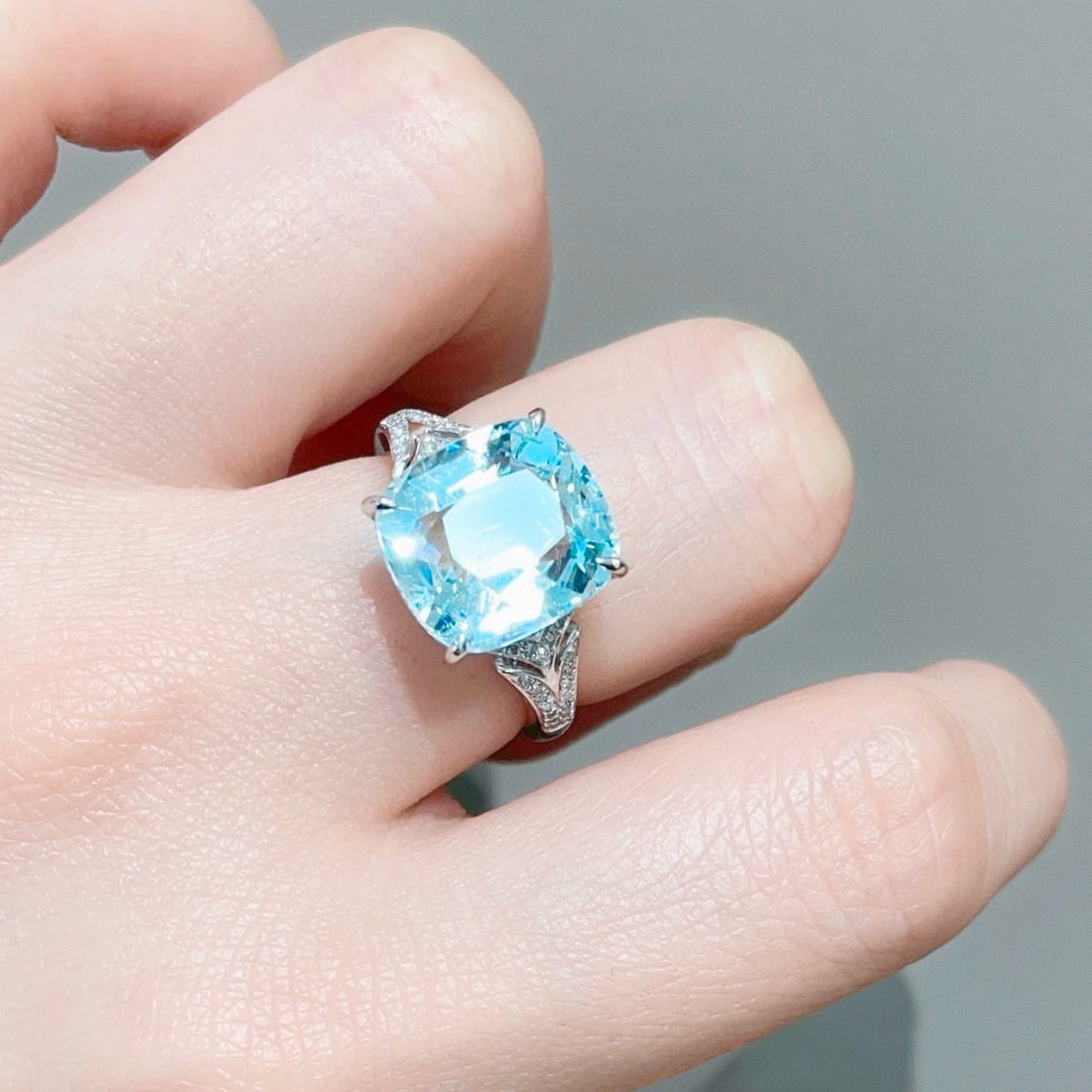 14k Gold 6.1 Ct Natural Aquamarine & Diamond Ring - 6