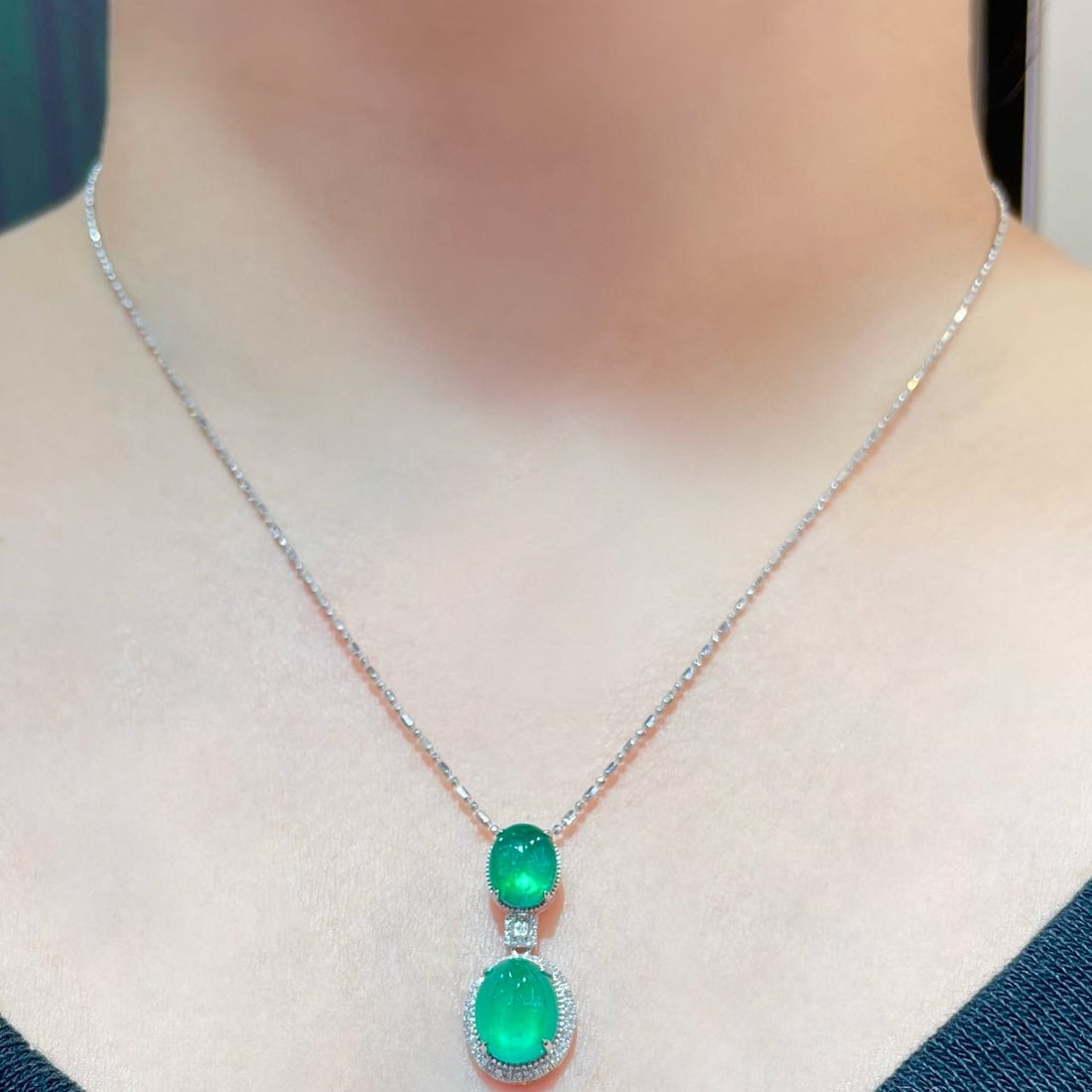 14k Gold 4.5 Ct Natural Emerald & Diamond Pendant( Without Chain ) - 3