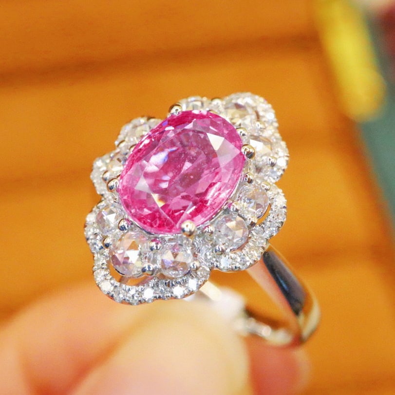 14k Gold 2.51 Ctw Natural Padparadscha Sapphire & Diamond Ring - 2