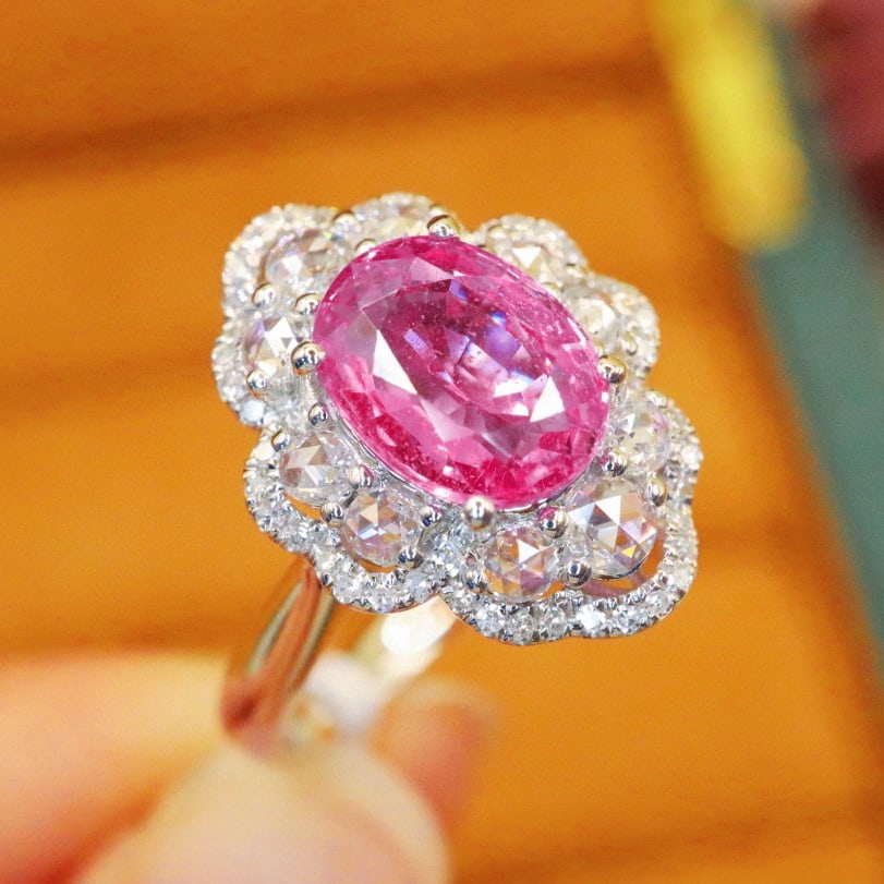 14k Gold 2.51 Ctw Natural Padparadscha Sapphire & Diamond Ring - 3