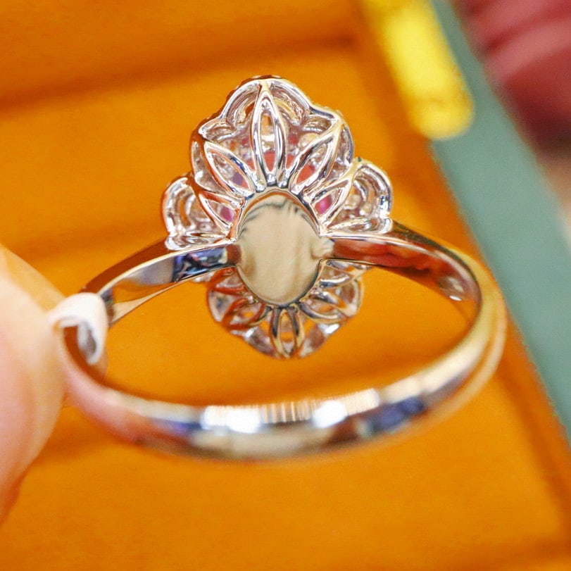 14k Gold 2.51 Ctw Natural Padparadscha Sapphire & Diamond Ring - 4