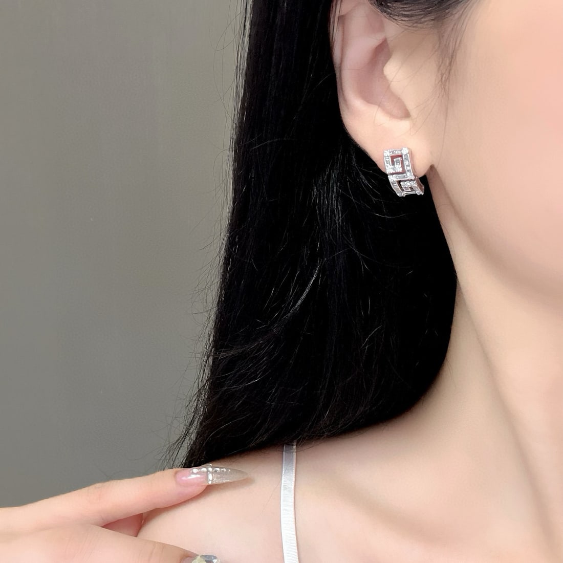 14k Gold 0.86 Ct Natural H Diamond Earrings - 6