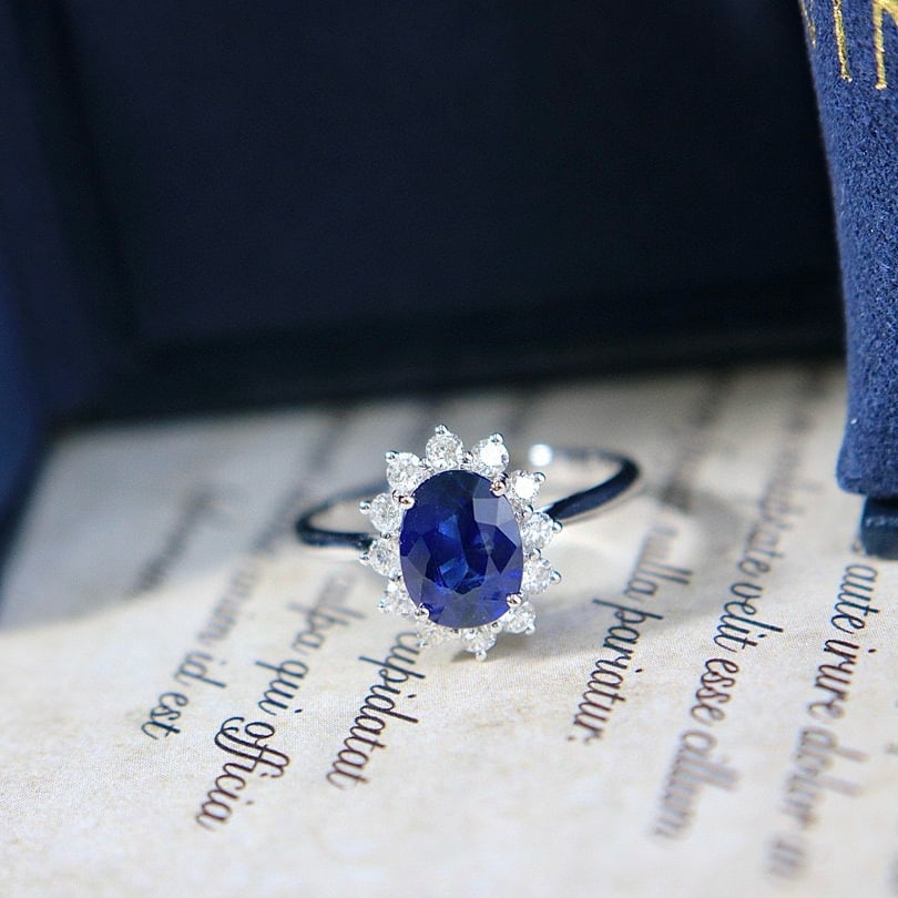 14k Gold 1.90 Ctw Natural Sapphire & Diamond Ring - 2