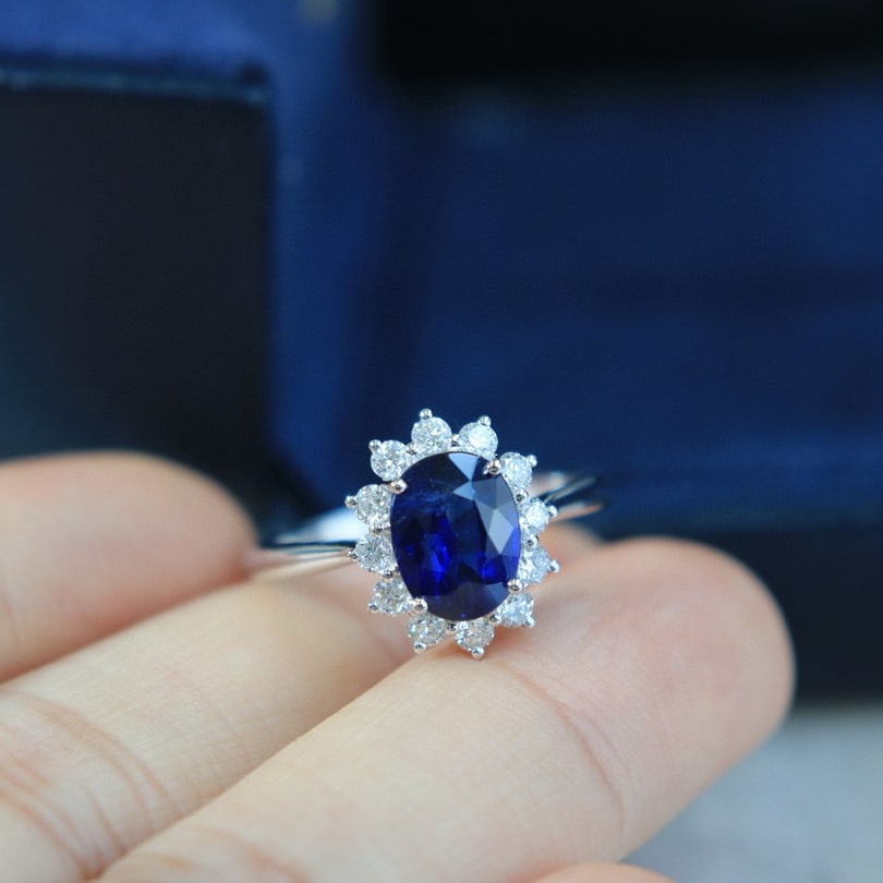 14k Gold 1.90 Ctw Natural Sapphire & Diamond Ring - 5