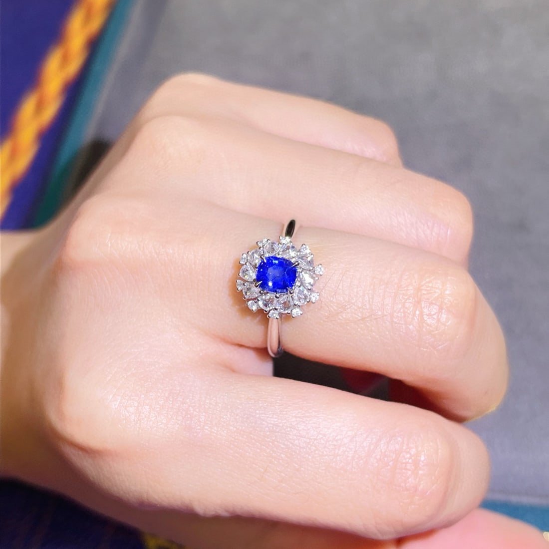 14k Gold 1.14 Ctw Natural Sapphire & Diamond Ring - 6