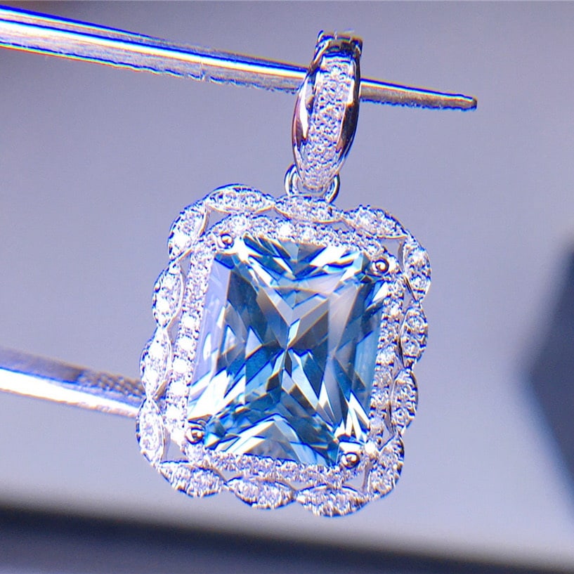 14k Gold 3.66 Ct Natural Aquamarine & Diamond Pendant( Without Chain ) - 3