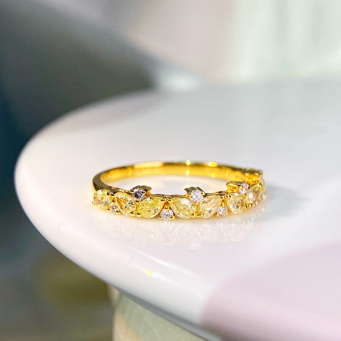 14k Gold 0.79 Ctw Natural Yellow Diamond & Diamond Ring - 2