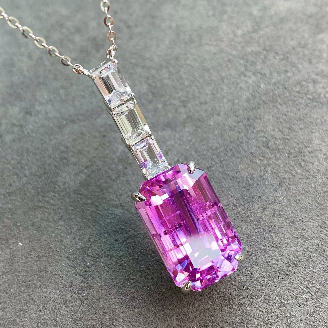 14k Gold 18.43 Ctw Natural Kunzite & Sapphire Necklace - 5