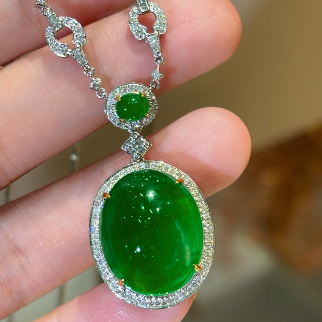 14k Gold 18.11 Ct Natural Emerald & Diamond Necklace - 7