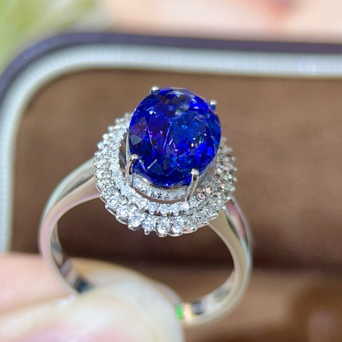 14k Gold 3.53 Ctw Natural Tanzanite & Diamond Ring - 4
