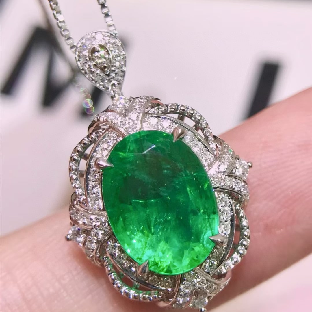 14k Gold 4.21 Ctw Vivid Green Natural Emerald & Diamond Ring/pendant( Without Chain ) - 7