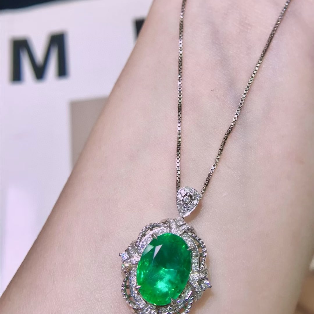 14k Gold 4.21 Ctw Vivid Green Natural Emerald & Diamond Ring/pendant( Without Chain ) - 8