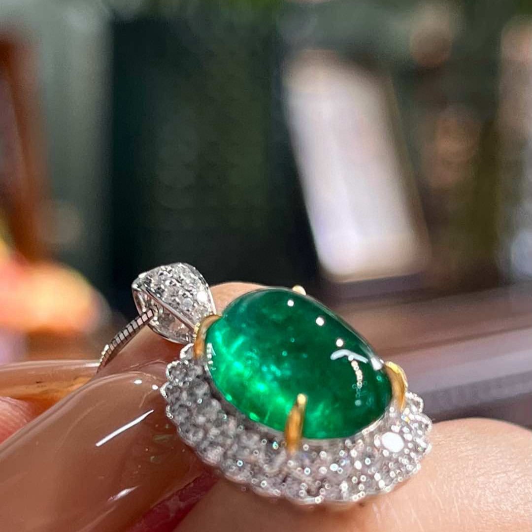 14k Gold 6.03 Ctw Vivid Green Natural Emerald & Diamond Pendant( Without Chain ) - 6