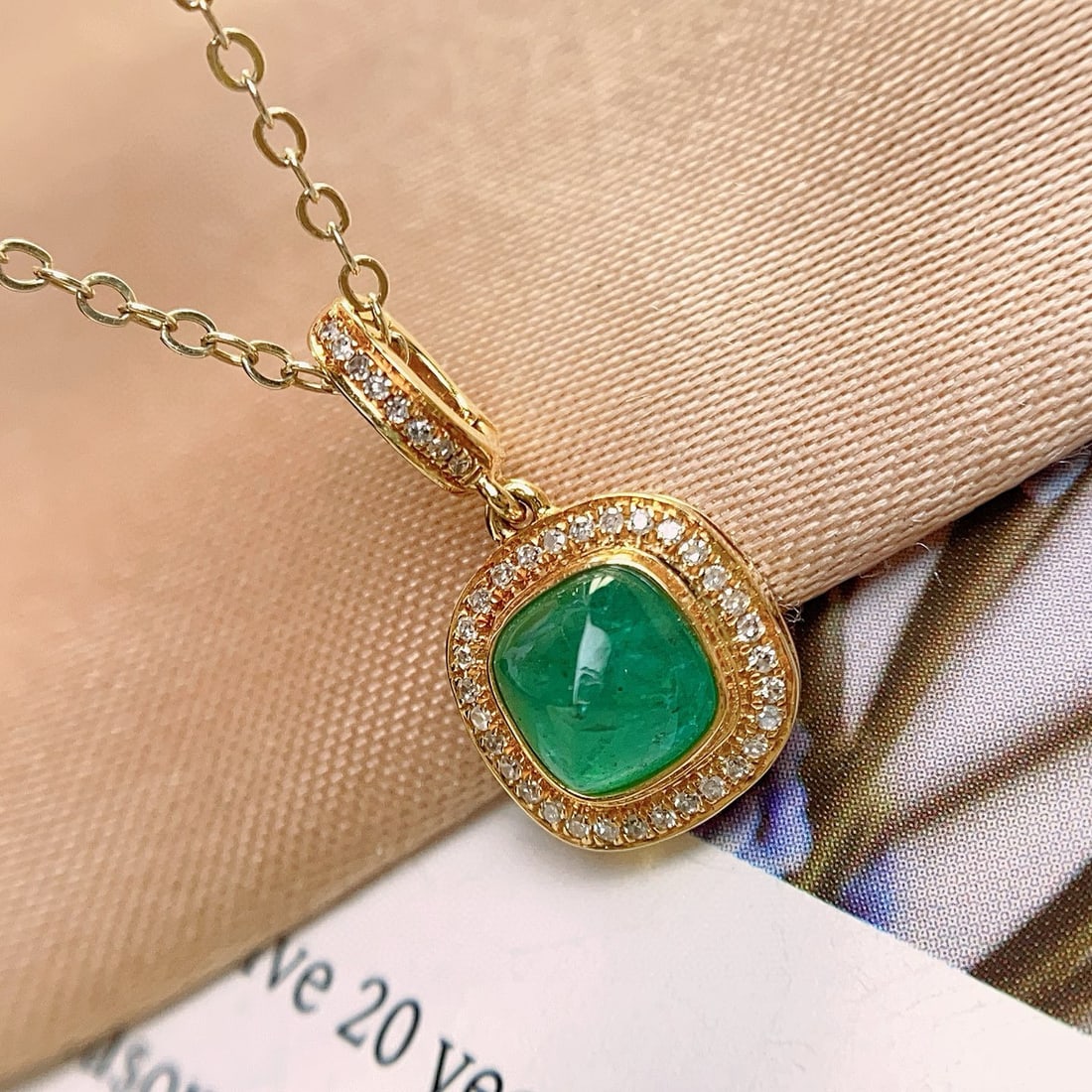 14k Gold 1.88 Ct Natural Emerald & Diamond Pendant( Without Chain ) - 3