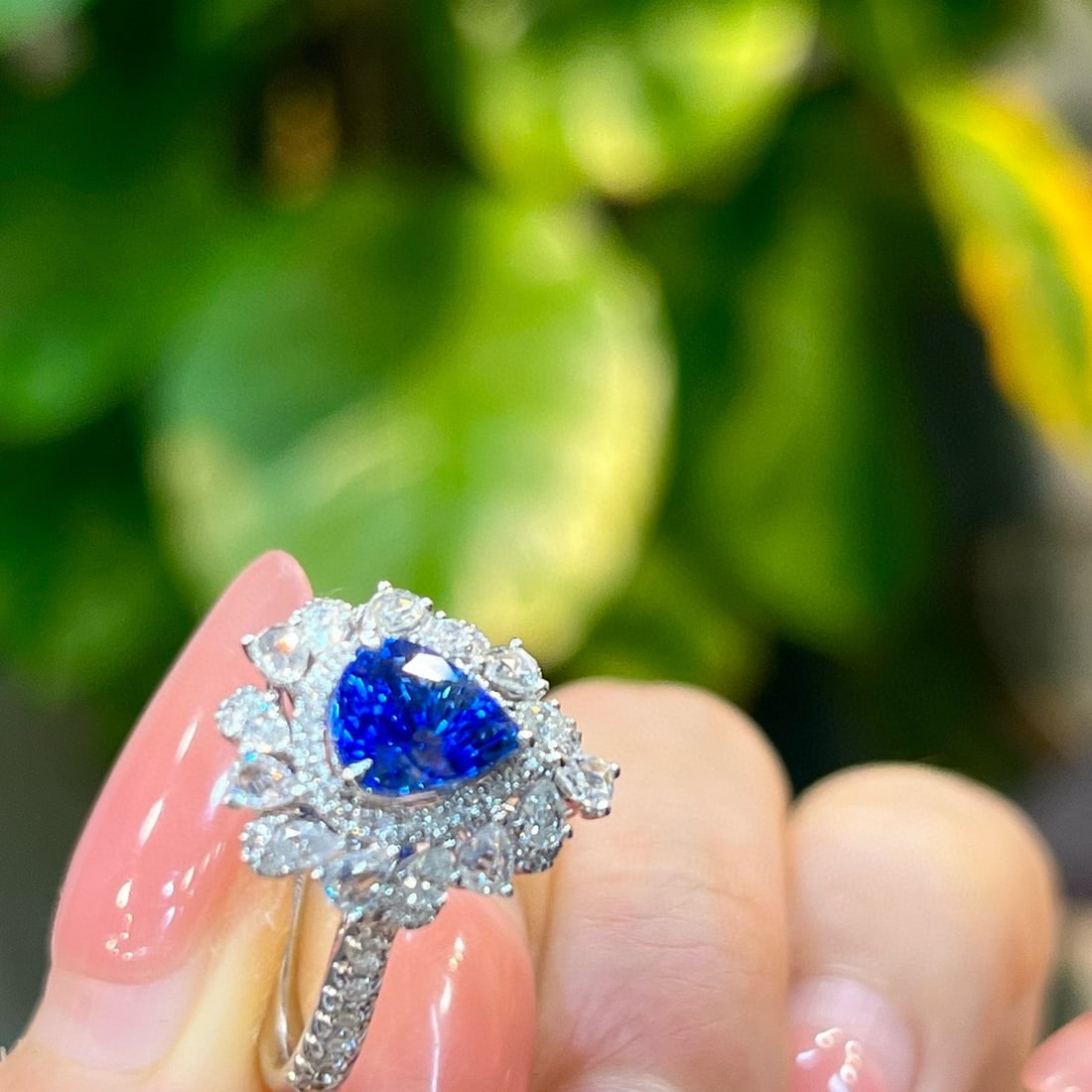14k Gold 2.89 Ctw Natural Sapphire & Diamond Ring - 2