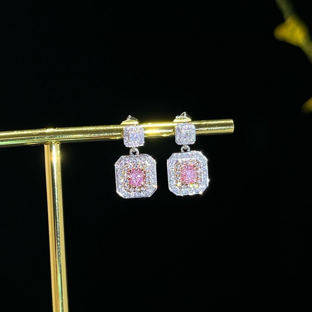 14k Gold 0.73 Ctw Natural Pink Diamond & Diamond Earrings: Ref:231058367 // gold content:14k gold // main gemstone:pink diamond // shape:cushion // carat weight:0. 36ct // color:pink // treatment:natural // // adjacent gemstone 2 : diamond // shape:round //