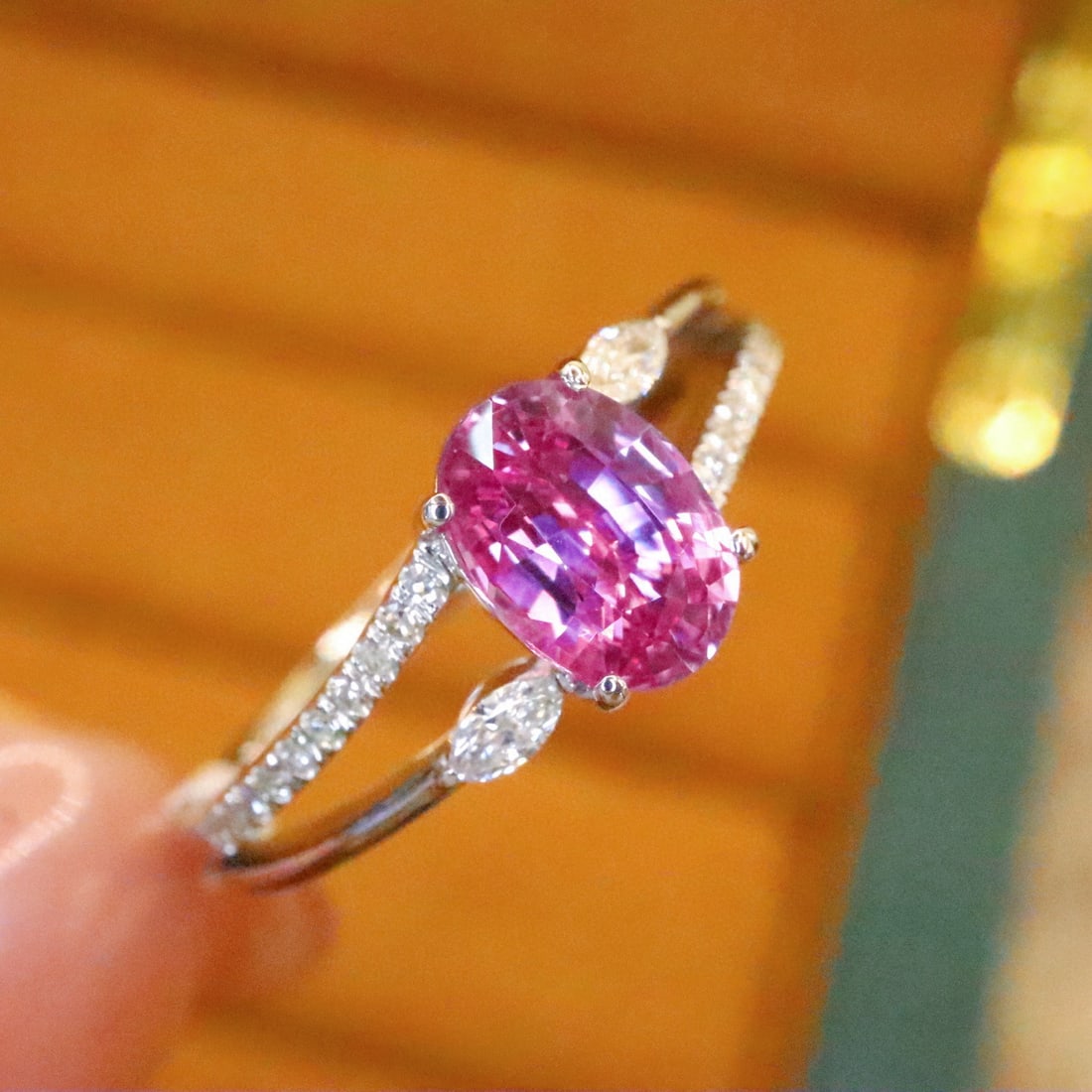 14k Gold 1.14 Ctw Natural Padparadscha Sapphire & Diamond Ring - 2