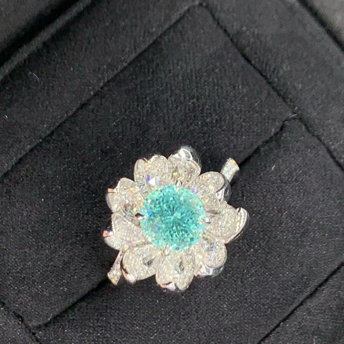 14k Gold 2.52 Ctw Natural Beryl & Diamond Ring - 2