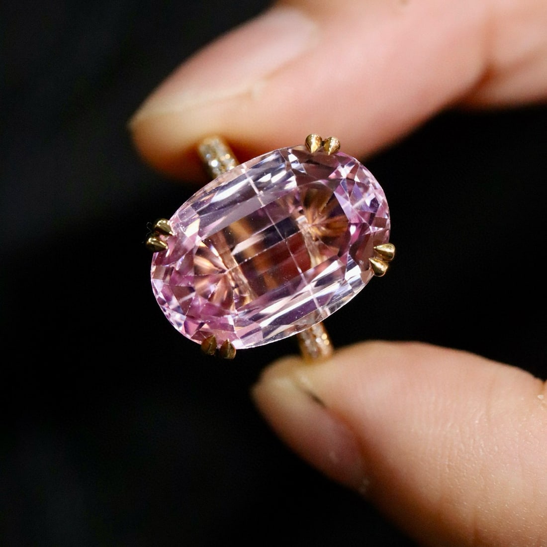 14k Gold 11.69 Ctw Natural Kunzite & Diamond Ring - 2