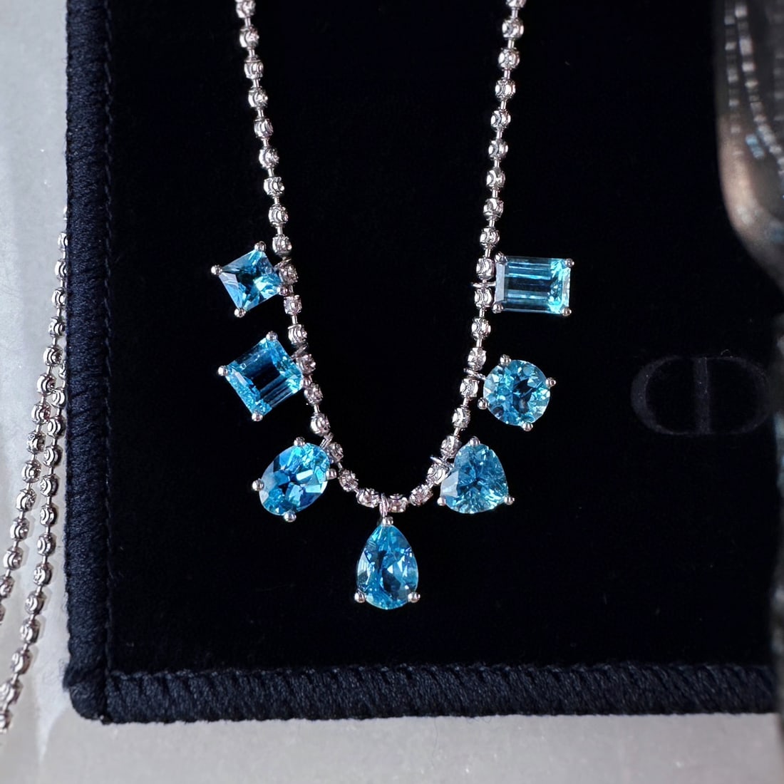 14k Gold 3 Ct Natural Aquamarine Necklace: Ref:231058392 // gold content:14k gold // main gemstone:aquamarine // shape:multiply // carat weight:3ct // color:santa maria color // treatment:natural // Condition: New Low Estimate: 9500.00 High