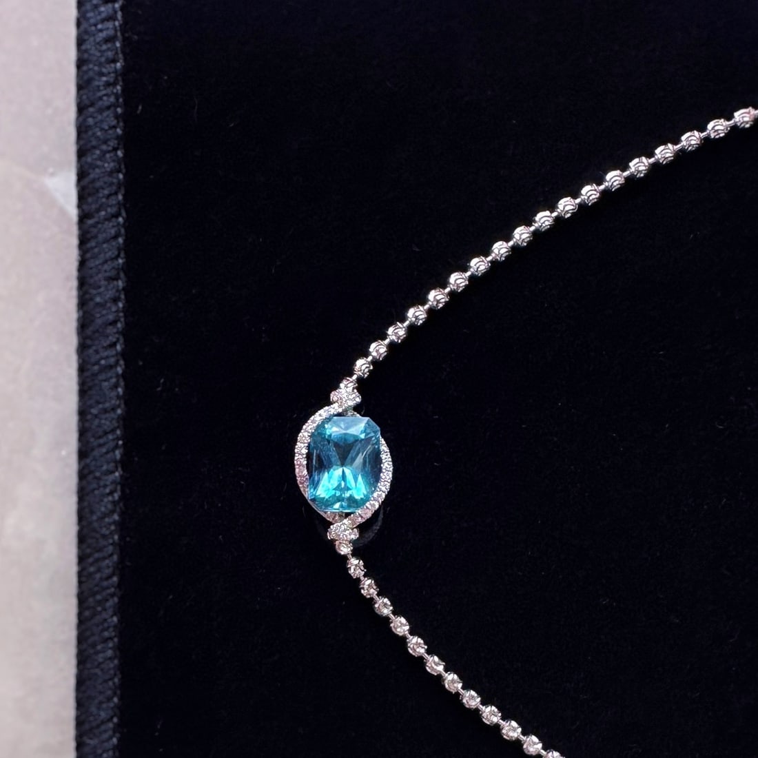 14k Gold 1.1 Ct Natural Aquamarine & Diamond Necklace - 4