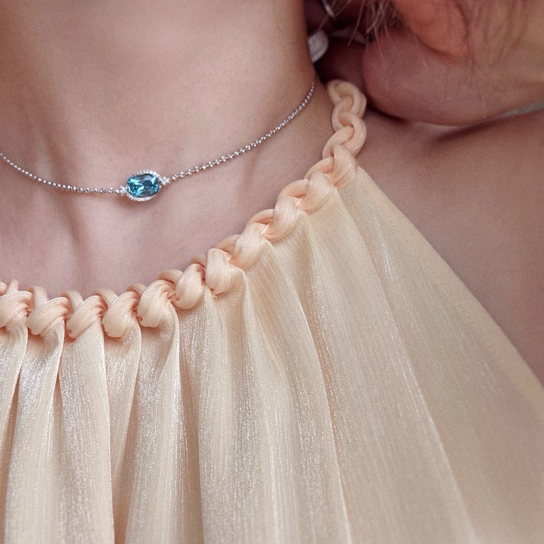 14k Gold 1.1 Ct Natural Aquamarine & Diamond Necklace - 5