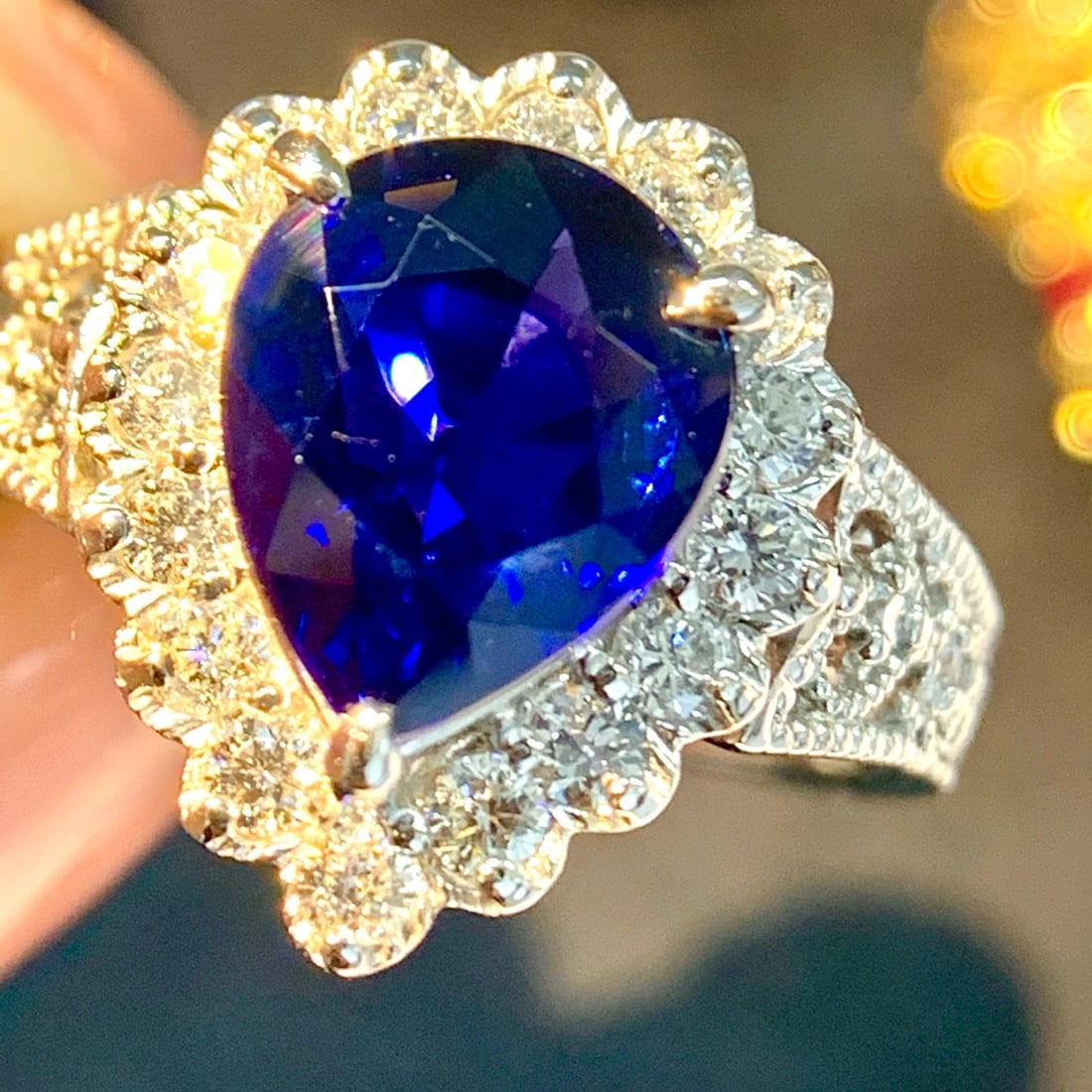 14k Gold 2.82 Ctw Natural Sapphire & Diamond Ring - 2