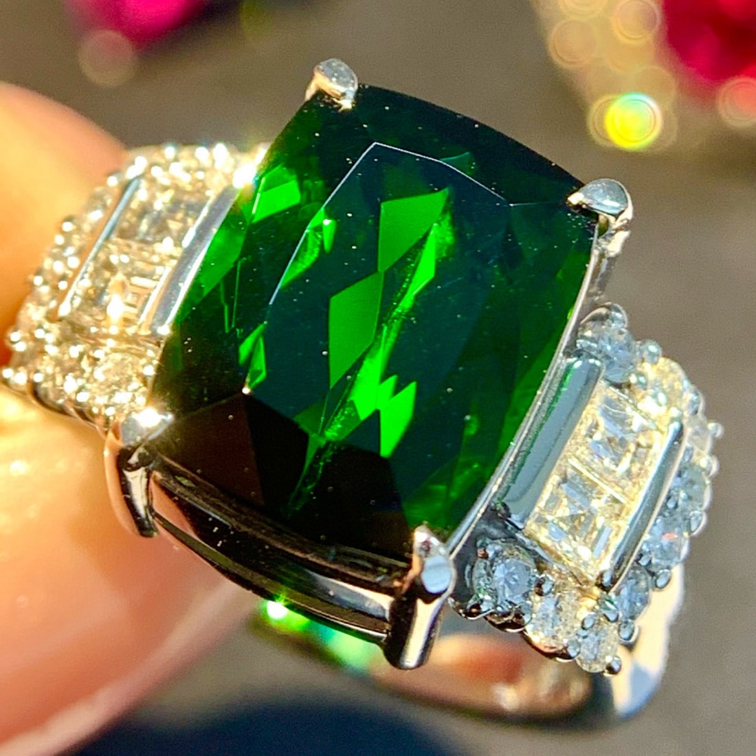 14k Gold 5.8 Ctw Natural Tourmaline & Diamond Ring - 4