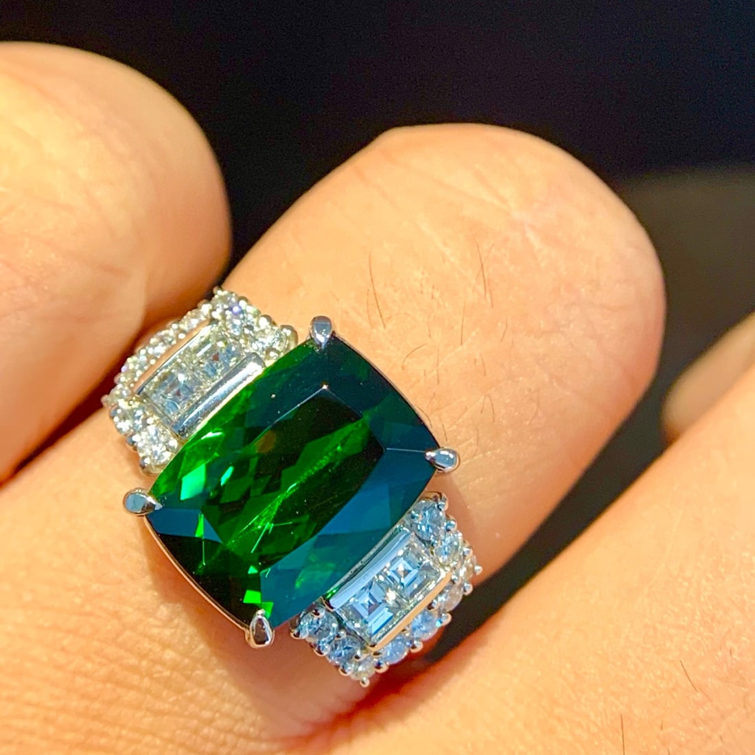 14k Gold 5.8 Ctw Natural Tourmaline & Diamond Ring - 5