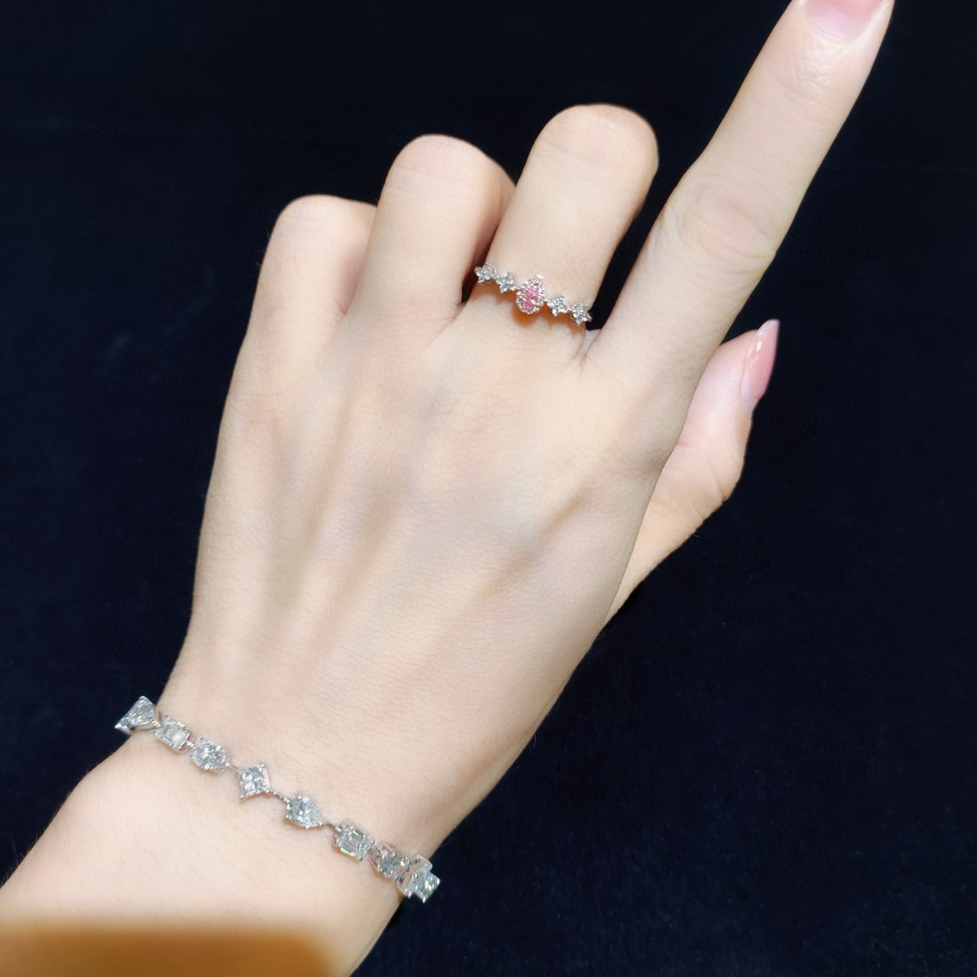 14k Gold 0.23 Ctw Natural Pink Diamond & Diamond Ring - 3