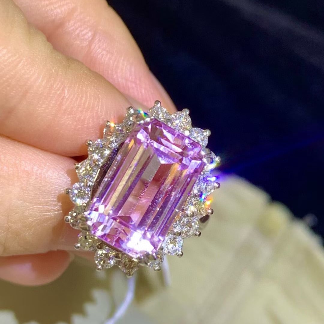 14k Gold 10.81 Ctw Natural Kunzite & Diamond Ring - 3