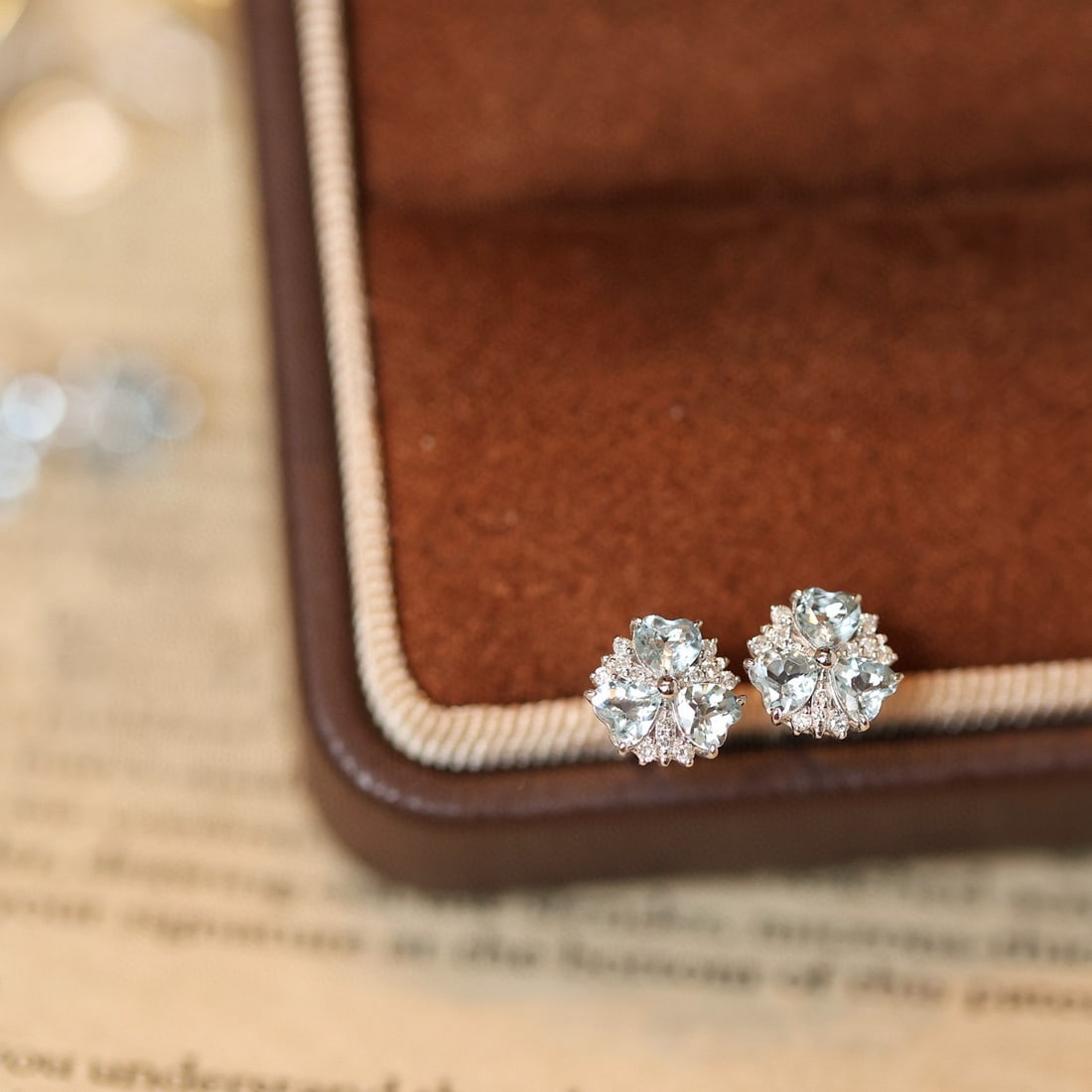 14k Gold 0.74 Ctw Natural Aquamarine & Diamond Earrings - 5