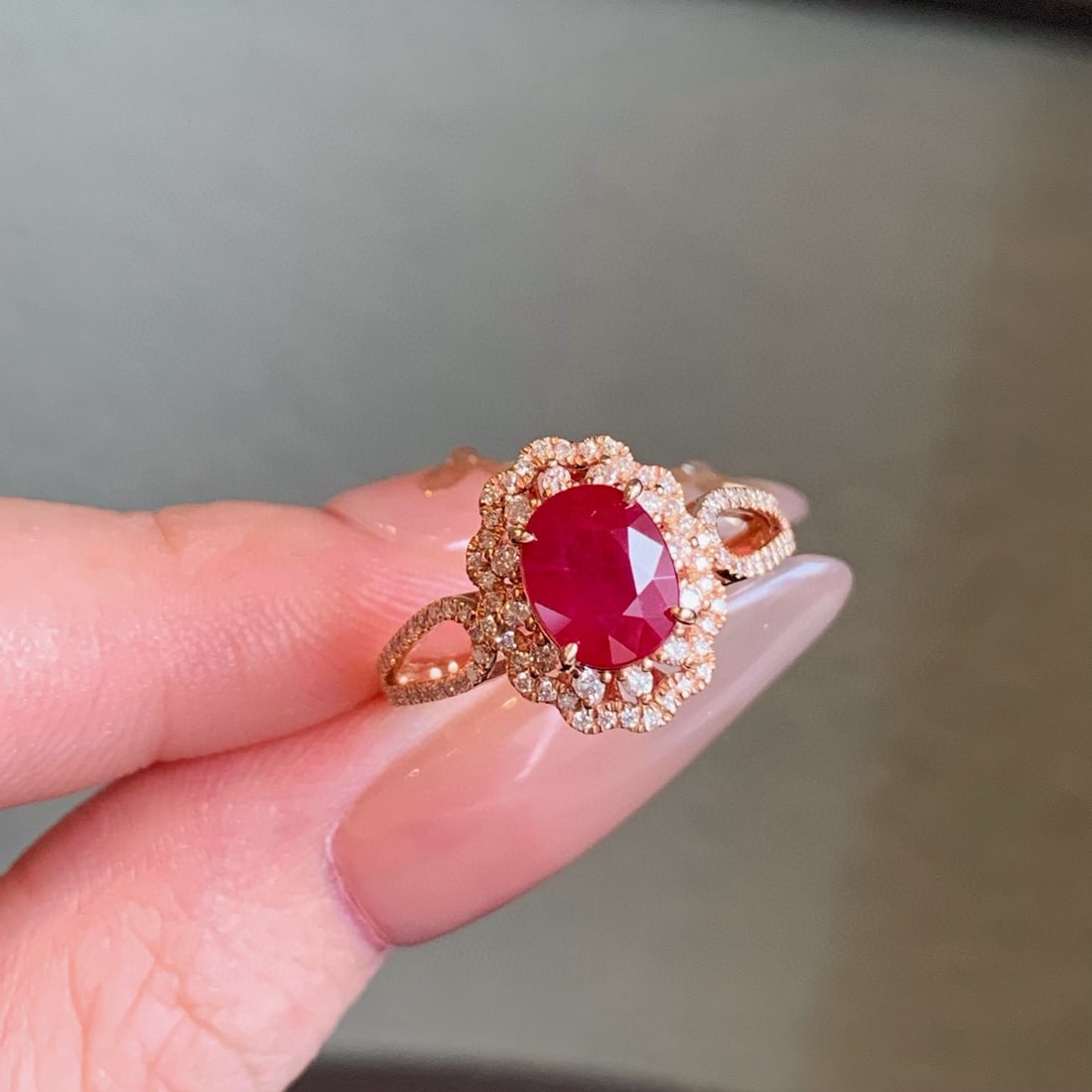 14k Gold 2.49 Ctw Natural Ruby & Diamond Ring - 4