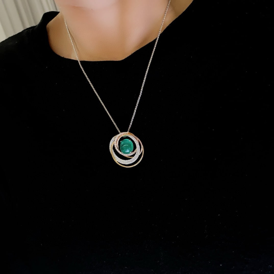 14k Gold 6.05 Ctw Natural Emerald & Diamond Necklace - 2