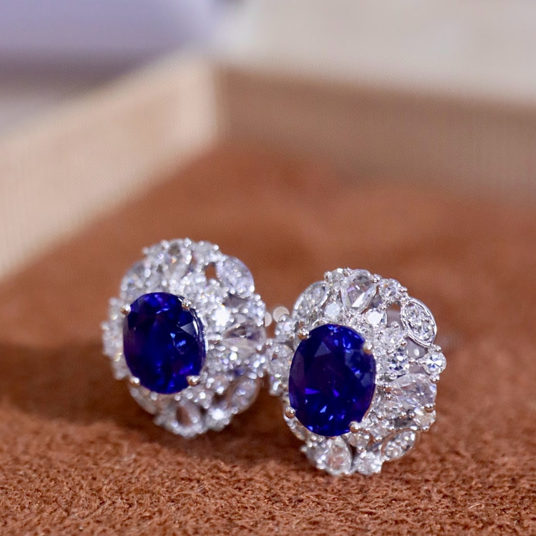 14k Gold 1.56 Ctw Vivid Blue Natural Sapphire & Diamond Earrings - 3