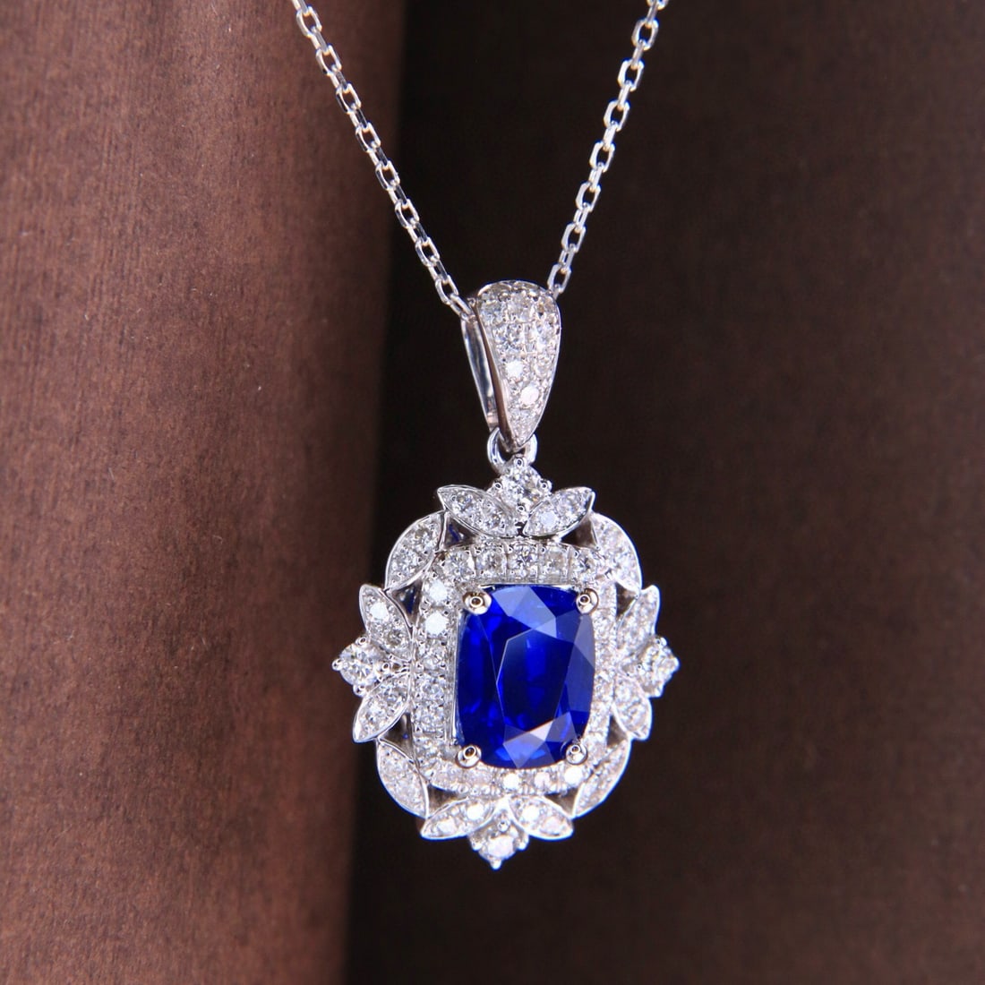 14k Gold 1.77 Ctw Natural Sapphire & Diamond Necklace - 8