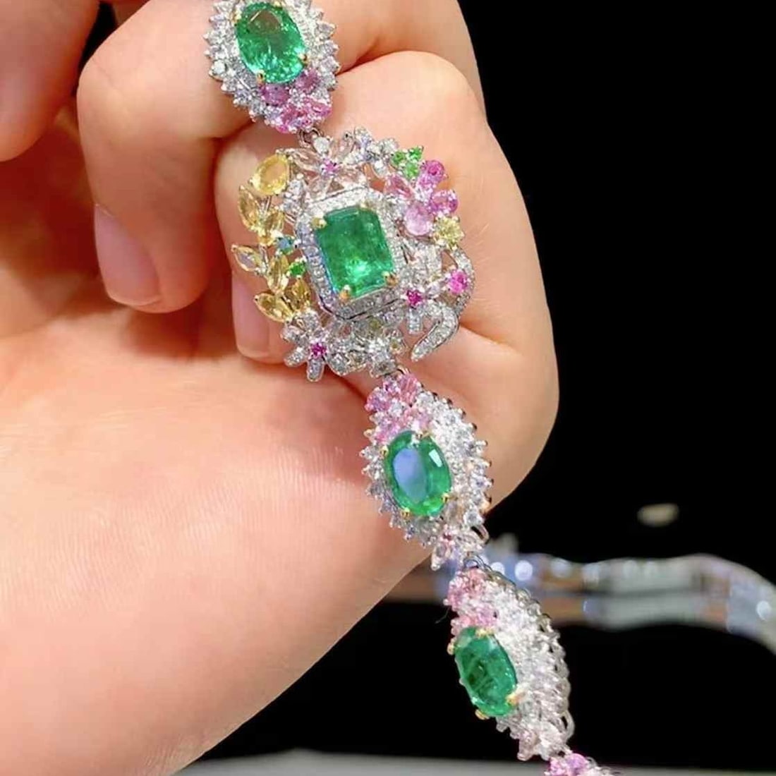 14k Gold 5.5 Ct Natural Emerald & Diamond & Sapphire Bracelet - 5