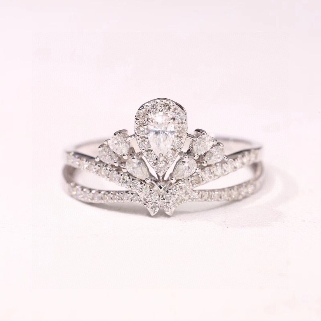 14k Gold 0.78 Ctw Natural H Diamond Ring - 4