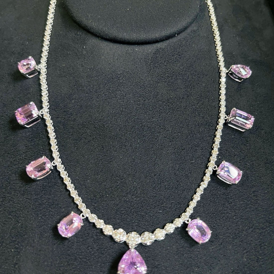 14k Gold 33.76 Ctw Natural Kunzite & Diamond Necklace - 4