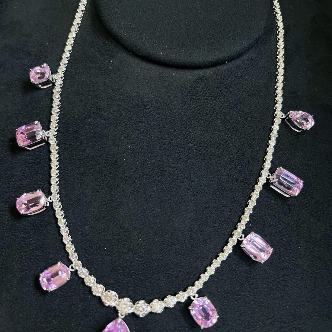 14k Gold 33.76 Ctw Natural Kunzite & Diamond Necklace - 6