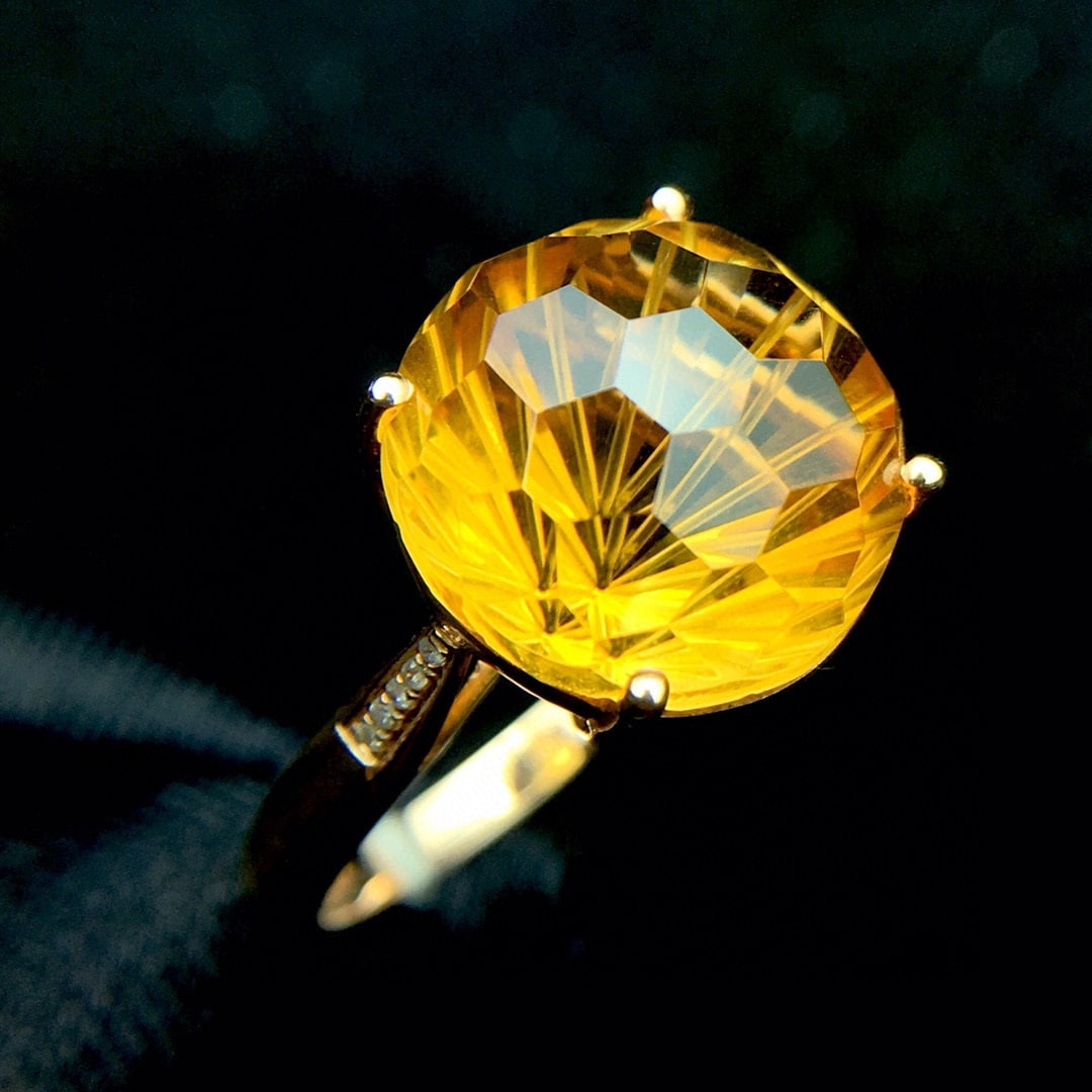 14k Gold 8.0 Ct Natural Citrine & Diamond Ring - 4