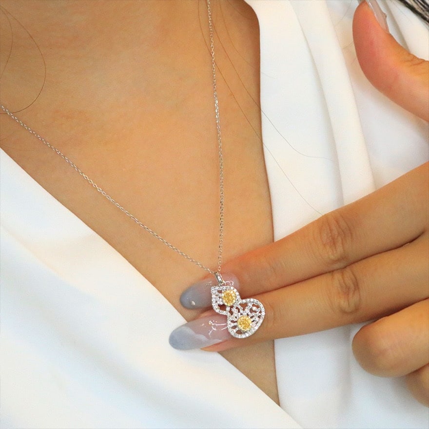 14k Gold 0.50 Ct Natural Color Diamond Necklace - 2