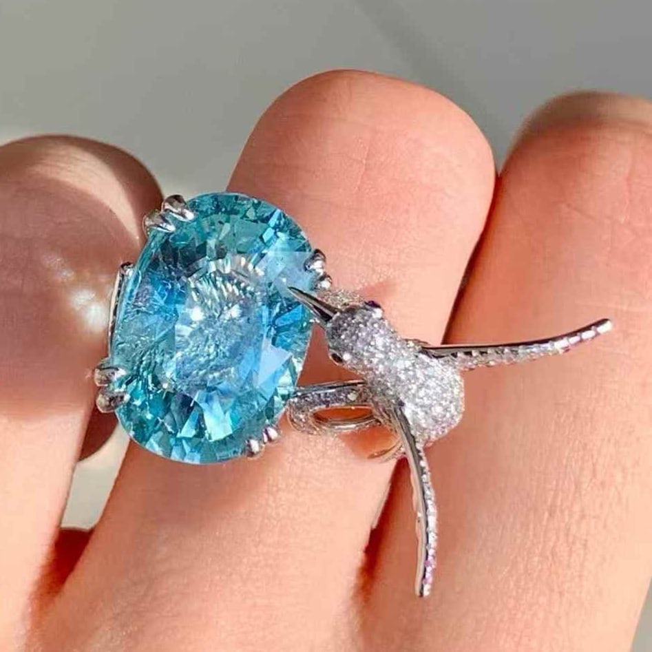 14k Gold 7.5 Ct Natural Aquamarine & Diamond Ring: Ref:231059098 // gold content:14k gold // ring size:7. 25us // // main gemstone:aquamarine // shape:oval // carat weight:7. 5ct // color:santa maria color // treatment:natural // // adjacent gemstone