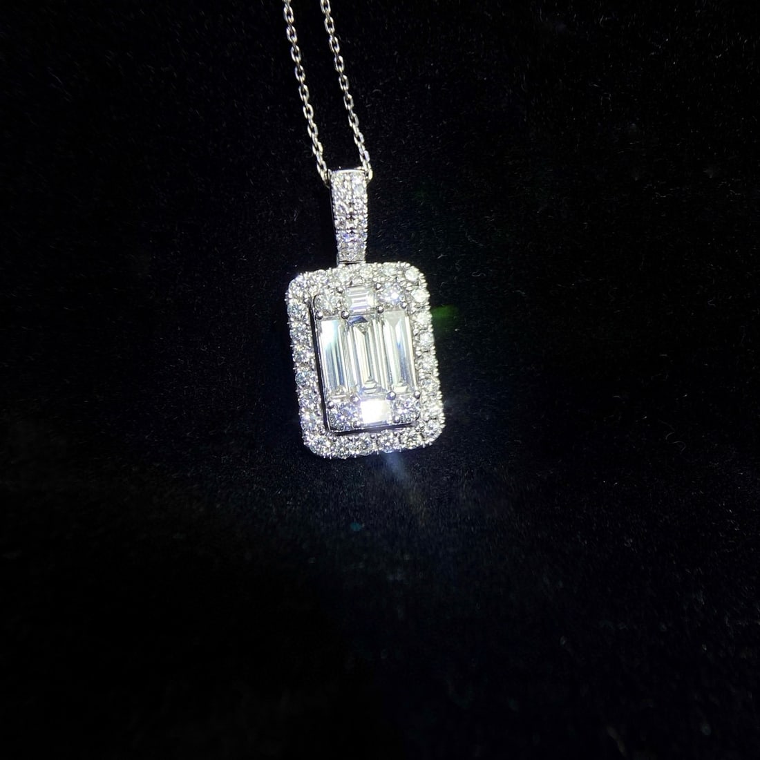 14k Gold 2.10 Ctw Natural H Diamond Necklace - 2
