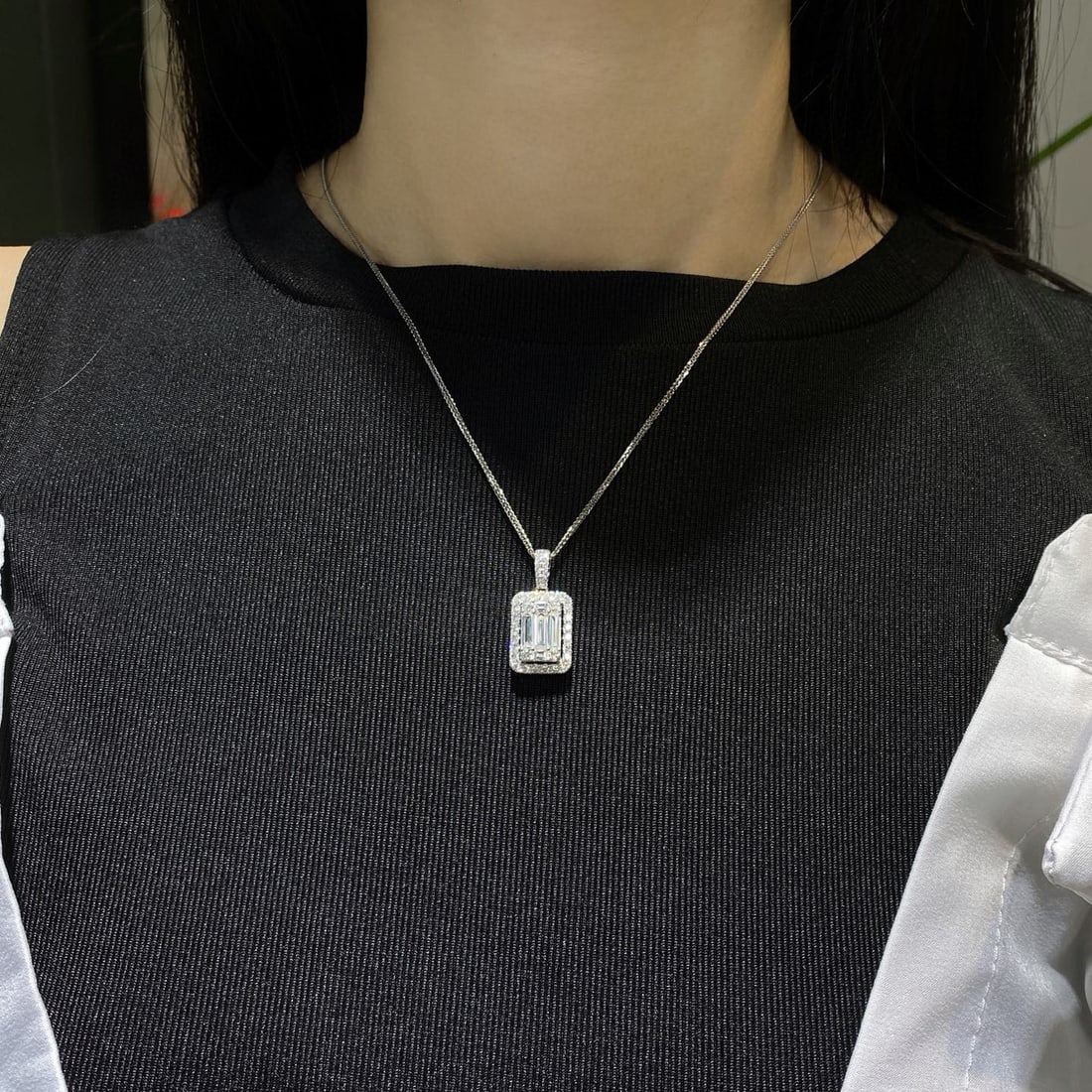 14k Gold 2.10 Ctw Natural H Diamond Necklace - 4