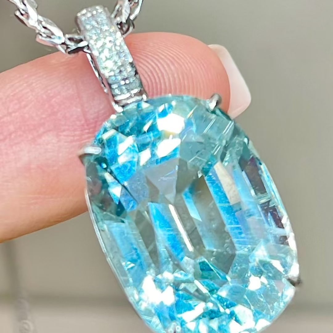 14k Gold 12.1 Ct Natural Aquamarine & Diamond Pendant( Without Chain ) - 3