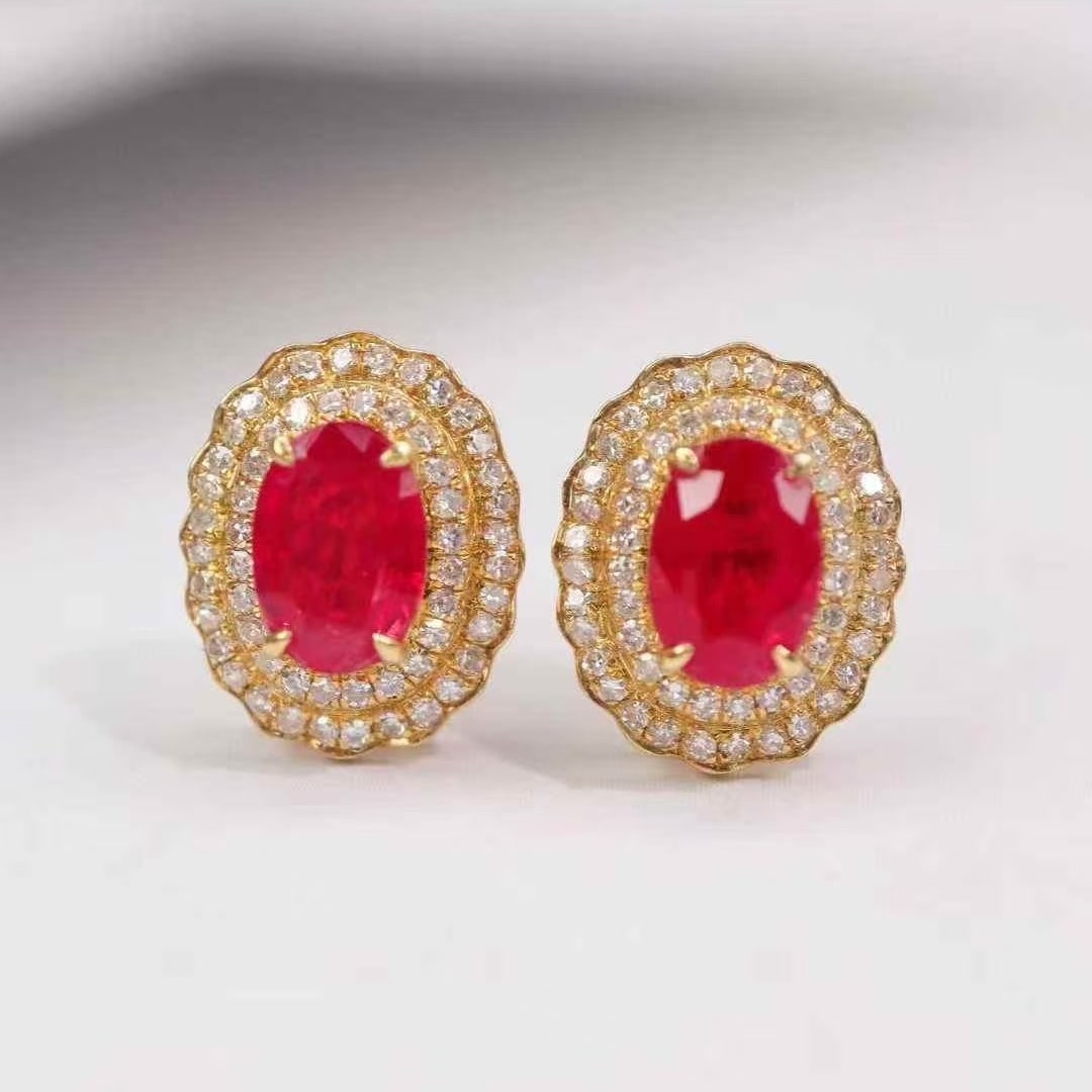 14k Gold 1.64 Ctw Natural Ruby & Diamond Earrings: Ref:231059153 // gold content:14k gold // main gemstone:ruby // shape:oval // carat weight:1. 3ct // color:red // treatment:natural // // adjacent gemstone 2 : diamond // shape:round // carat