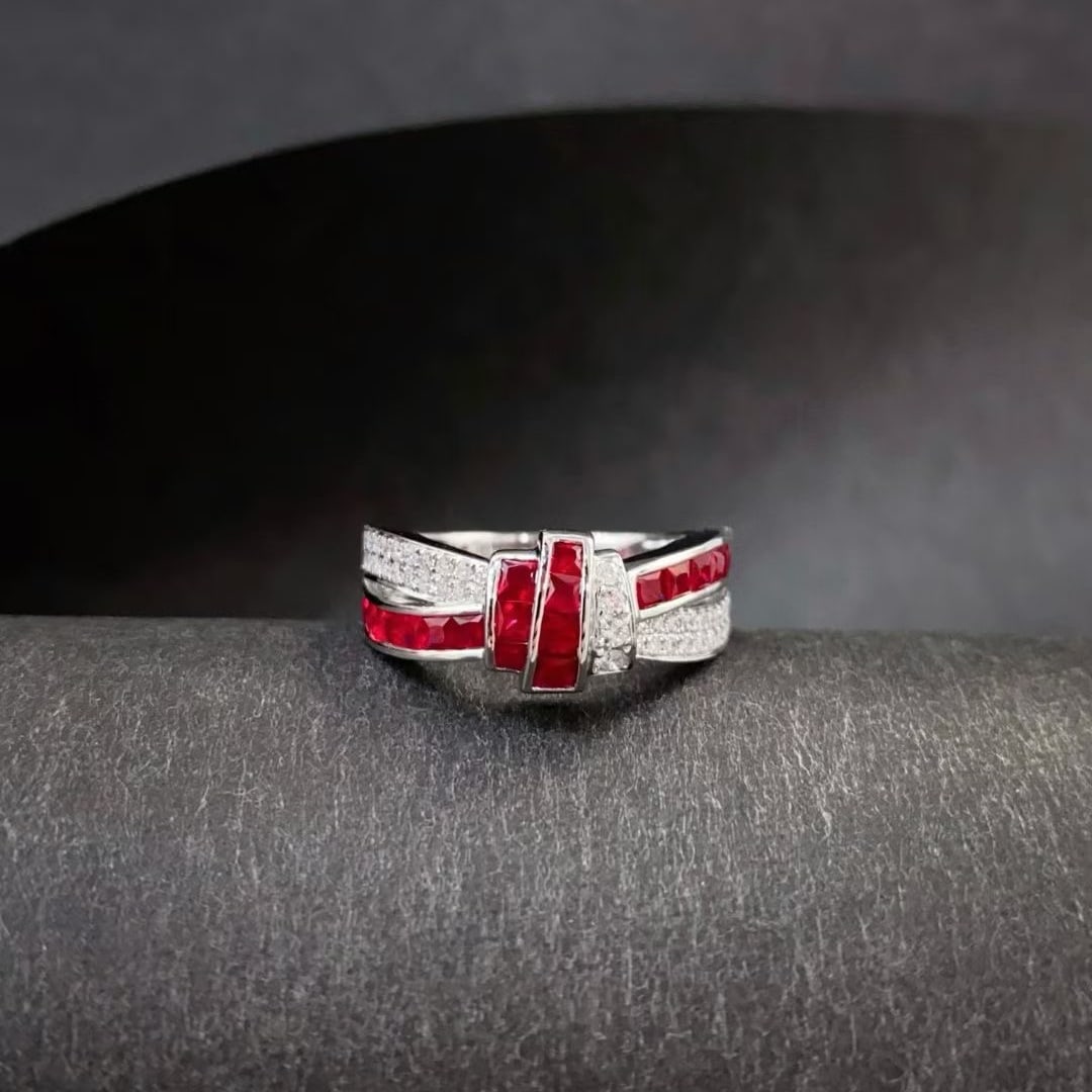 14k Gold 1.56 Ctw Natural Ruby & Diamond Ring - 6