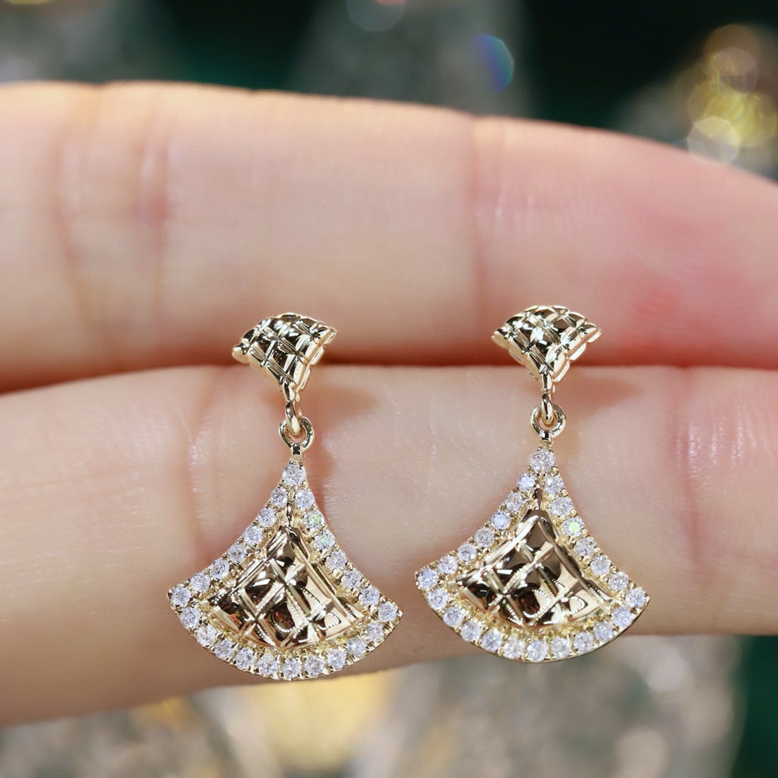 14k Gold 0.3 Ct Natural H Diamond Earrings - 4
